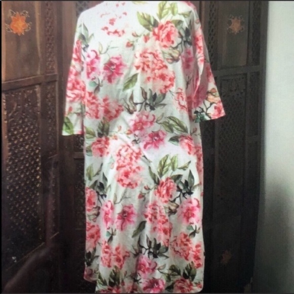 Beautiful spring show me your mumu robe - Picture 3 of 6